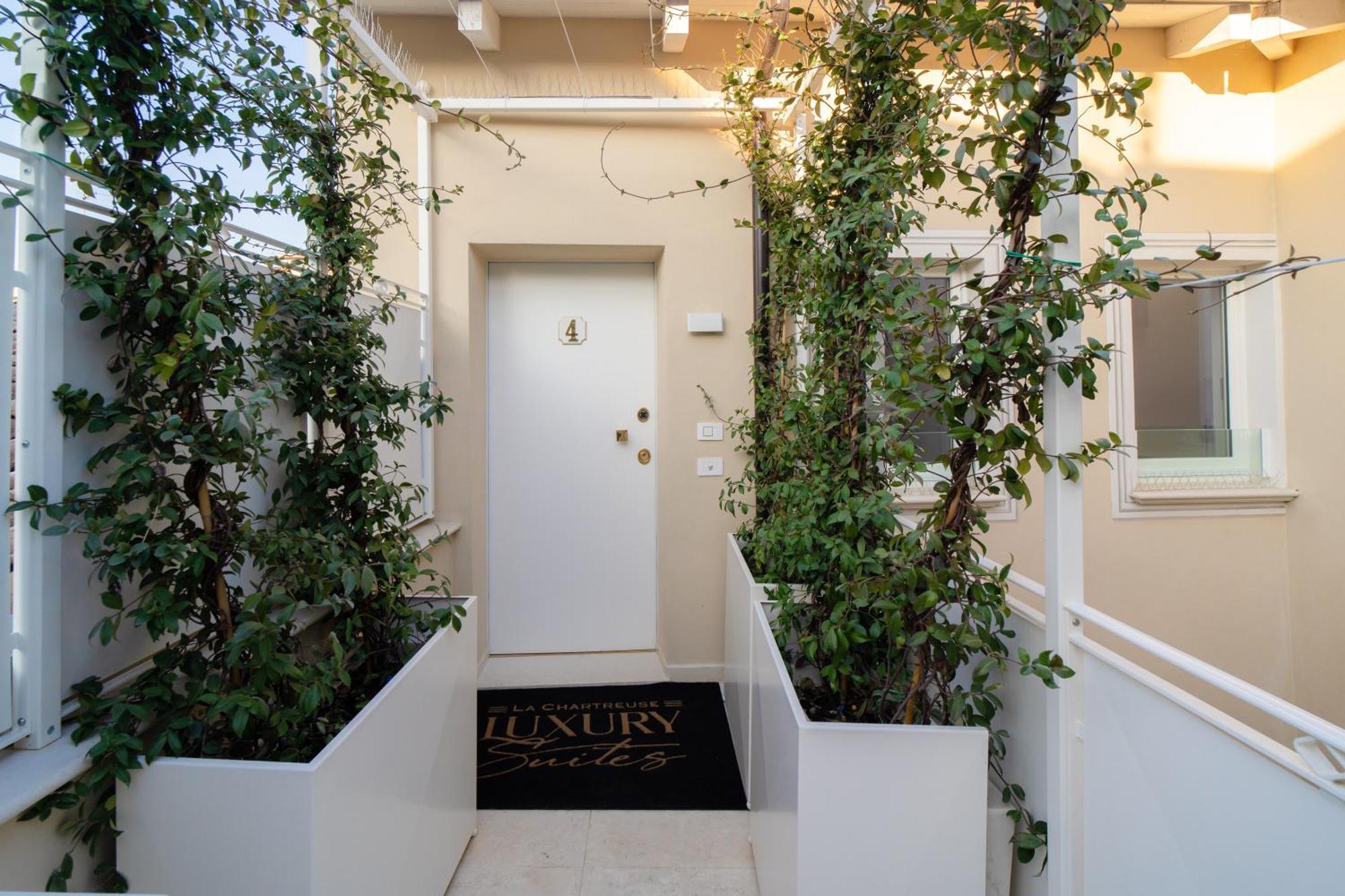 La Chartreuse Luxury Suites Parma Exterior foto